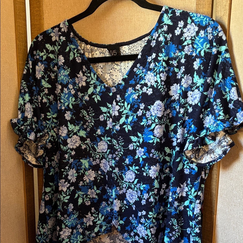 W5 Blue Floral Ruffle Eyelet Blouse Large